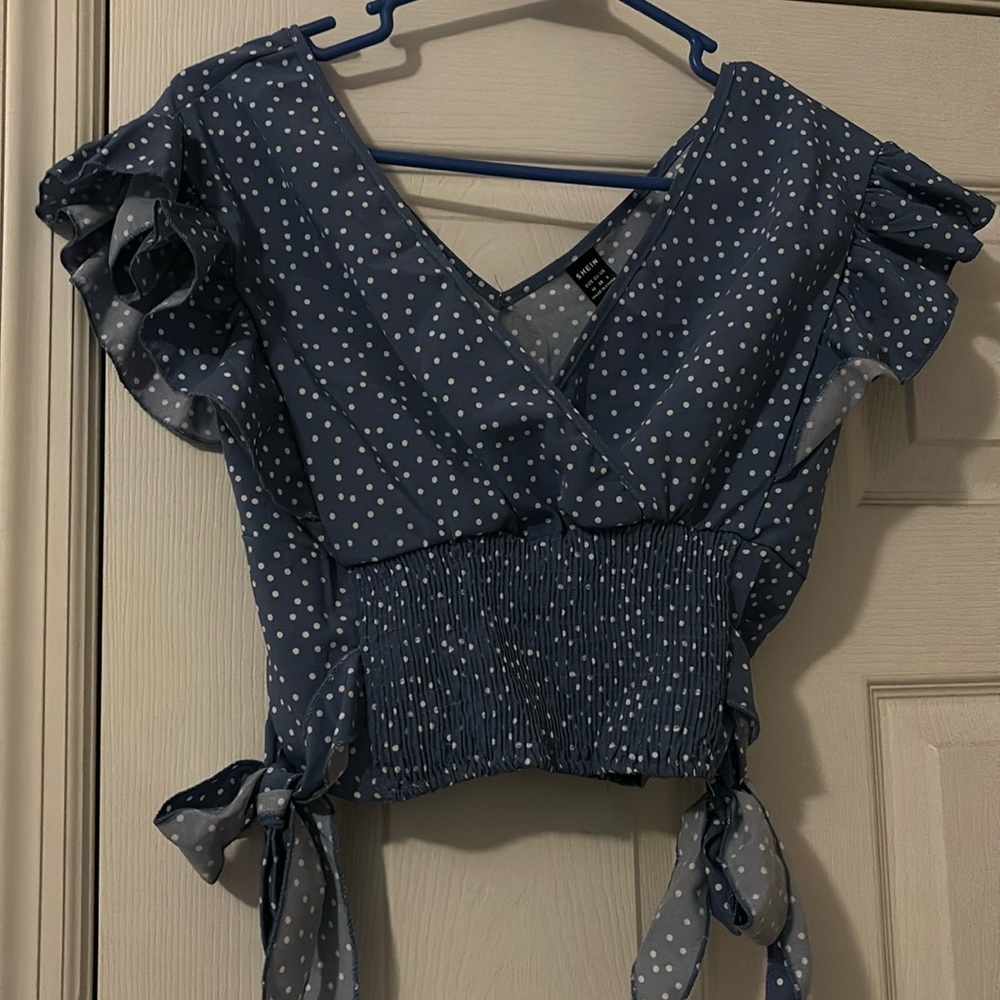 Cute top
